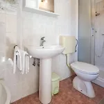 1 Bedroom Front In