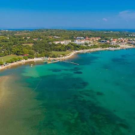 1 Bedroom Front In Διαμέρισμα Μεντουλίν